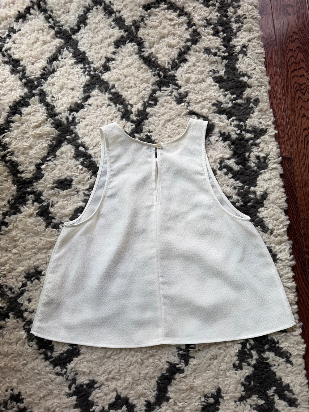 Aritzia Wilfred Textured Sleeveless Tank Top - Picture 2 of 3